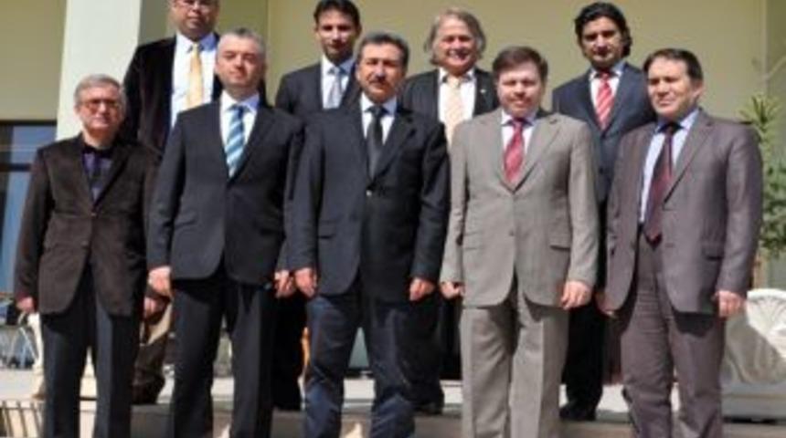 Uşak &Uuml;niversitesi İle Utso Ortaklaşa Geri Kazanım Kongresi D&uuml;zenleyecek