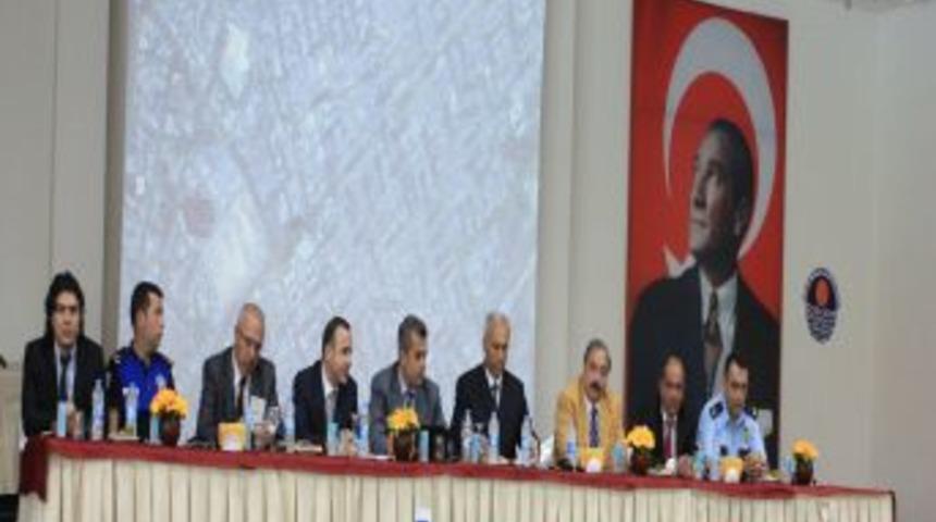 Mersin Emniyet M&uuml;d&uuml;rl&uuml;ğ&uuml; huzur toplantısı yaptı, asayiş berkemal