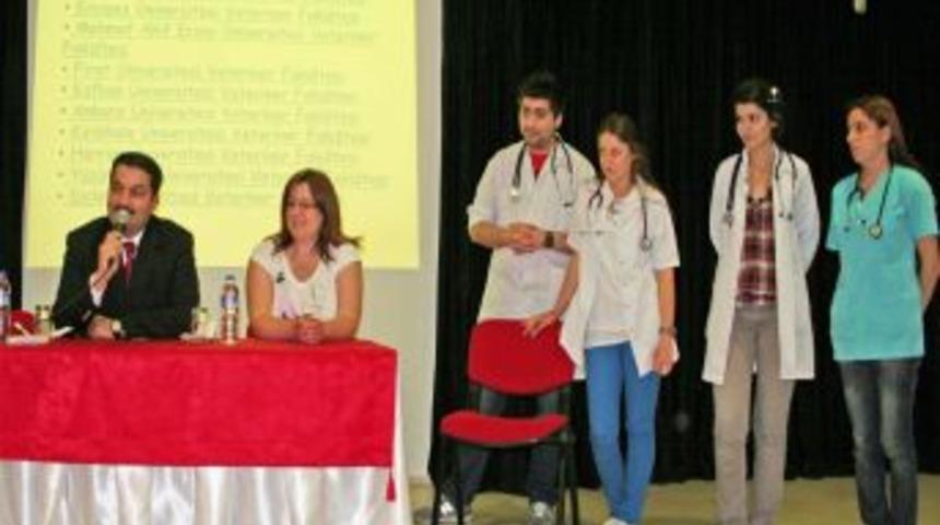 Veterinerlerden Miniklere K&ouml;pekli Seminer