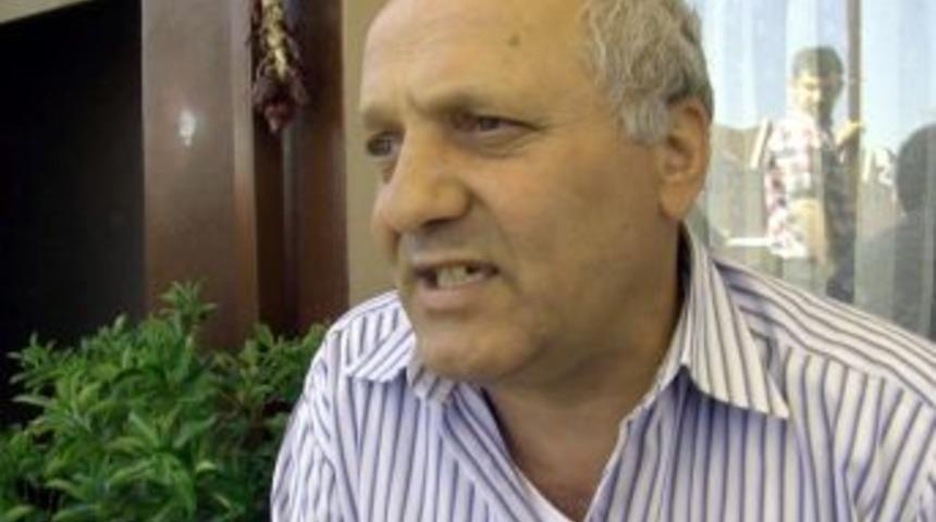 Top kavgasında &ouml;ld&uuml;r&uuml;len &ccedil;ocuğun babası, mahalle sakinlerine sitem etti