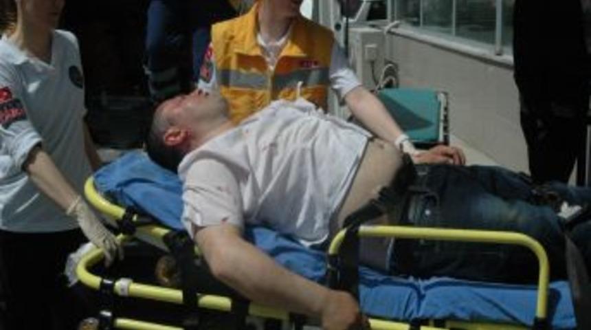 &Ccedil;orlu`da Sopalı Kavga: 1 Yaralı