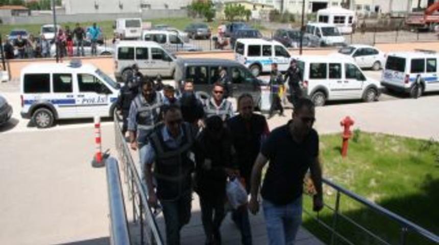 Mazot Hırsızları Yakalandı