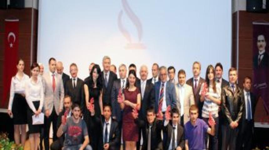 Gif İletişim &Ouml;d&uuml;lleri Sahiplerini Buldu