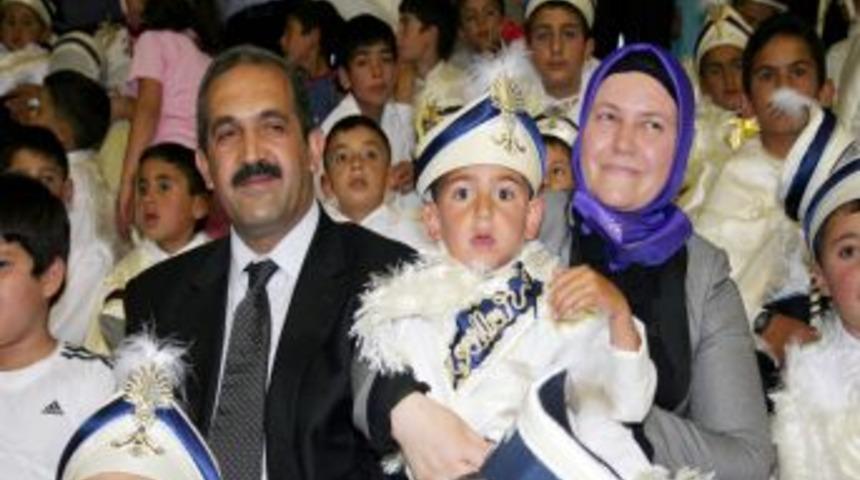 Sivas Belediyesi 350 &ccedil;ocuğu s&uuml;nnet ettirecek