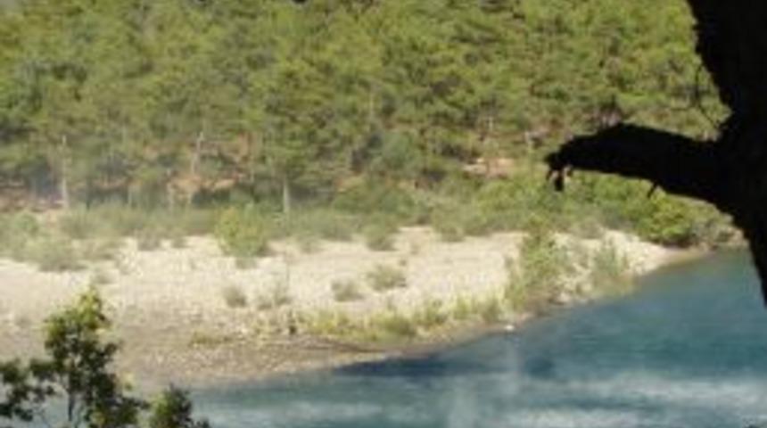 Manavgat'ta Yangın Helikopteri Deneme U&ccedil;uşlarına Başladı