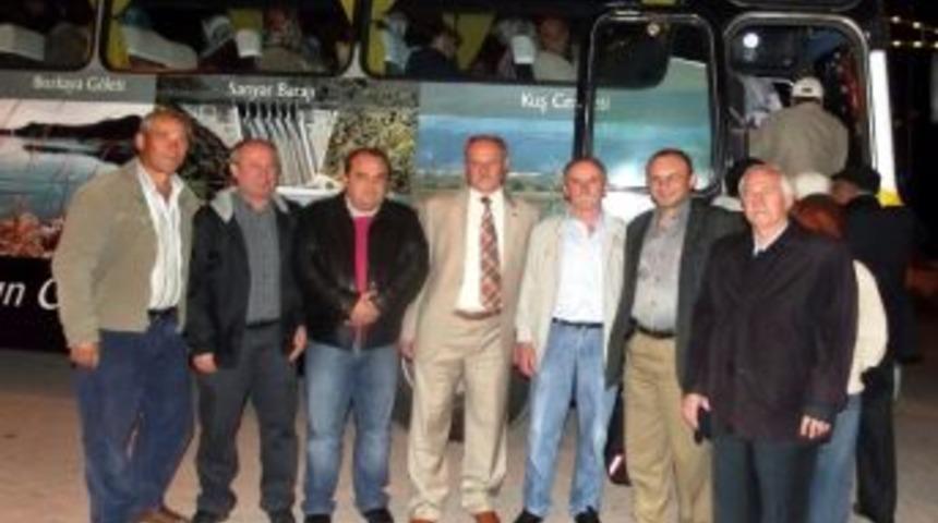 Nallıhan Belediyesi, vatandaşları şehitlik ziyareti i&ccedil;in &Ccedil;anakkale'ye g&ouml;t&uuml;r&uuml;yor