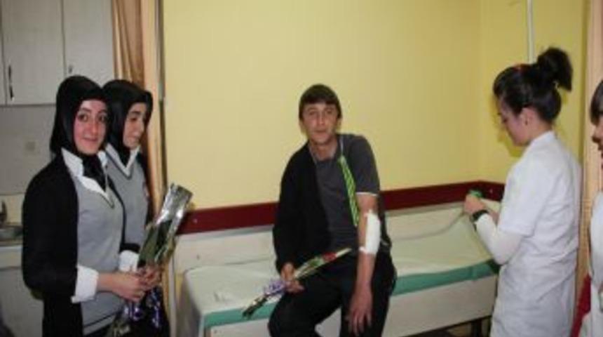 Hastalara Moral Ziyareti