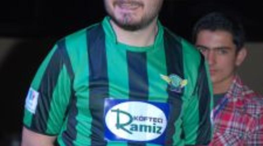 Grup 84 Konserinde Dev &Ouml;ğrenciler Coştu