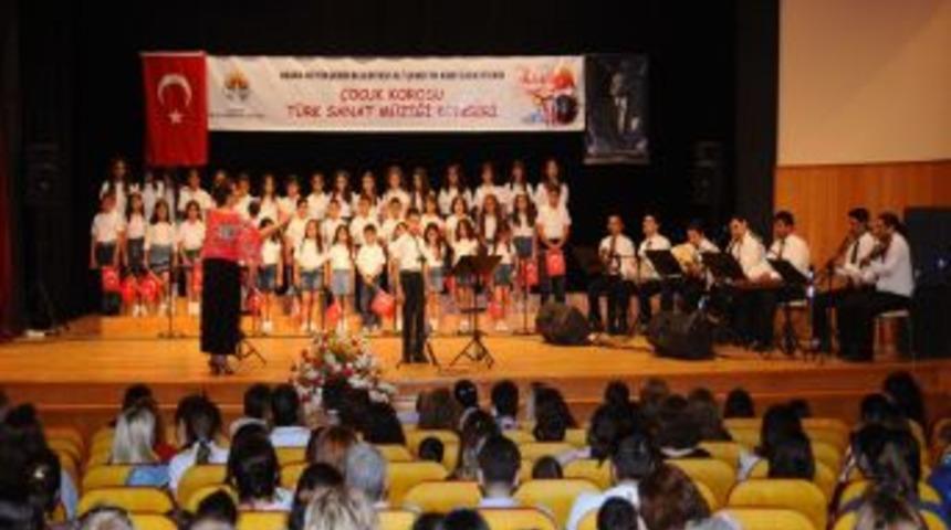 &Ccedil;ocuk Korosu B&uuml;y&uuml;ledi