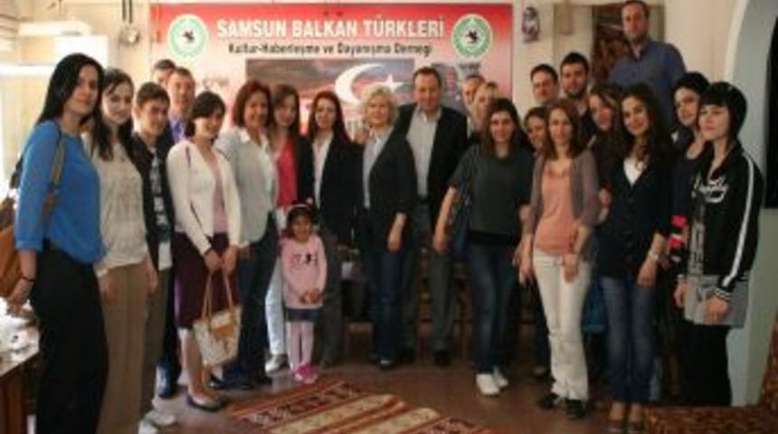 Balkan T&uuml;rkleri Derneği, OM&Uuml;'n&uuml;n misafir &ouml;ğrencilerini kahvaltıda buluşturdu
