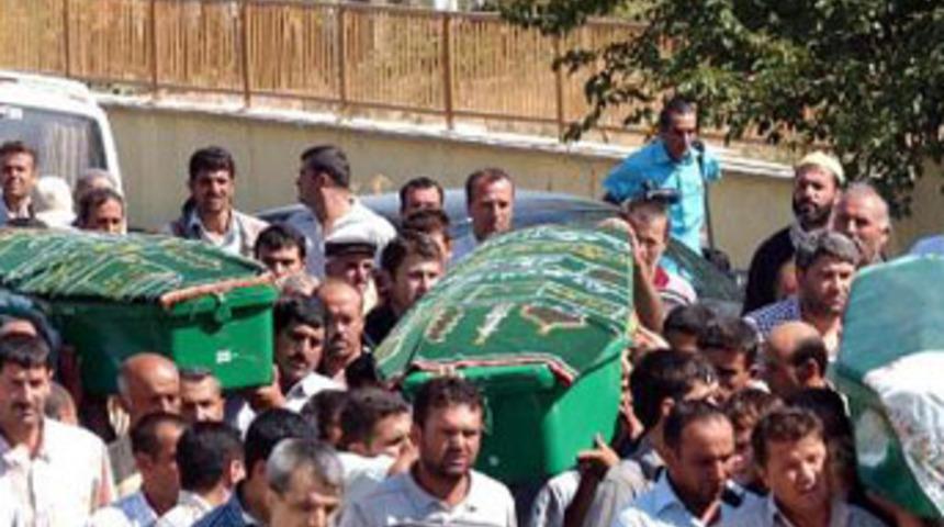 4 kişiyi &ouml;ld&uuml;ren damada 10 yıl hapis