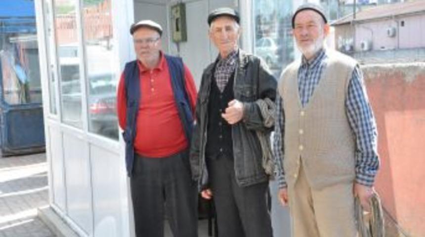 70'lik Hamallar İş Bekliyor