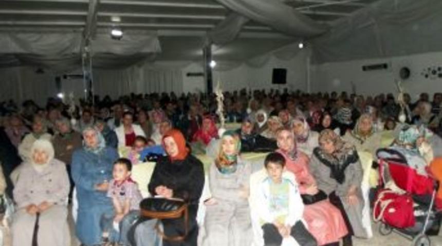 Ayvalık Evrensel Değerler Derneği'nden Kutlu Doğum Konferansı