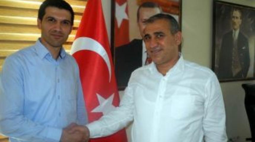 Akparti Seyhan Gen&ccedil;lik Kolları Başkanlığına Akan Atandı