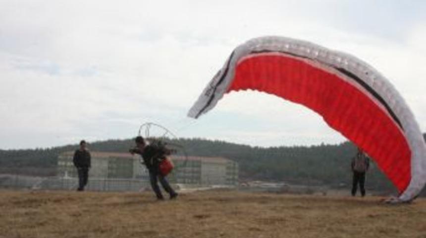 Keşan&rsquo;ın yeni g&ouml;zde sporu, yama&ccedil; paraş&uuml;t&uuml;