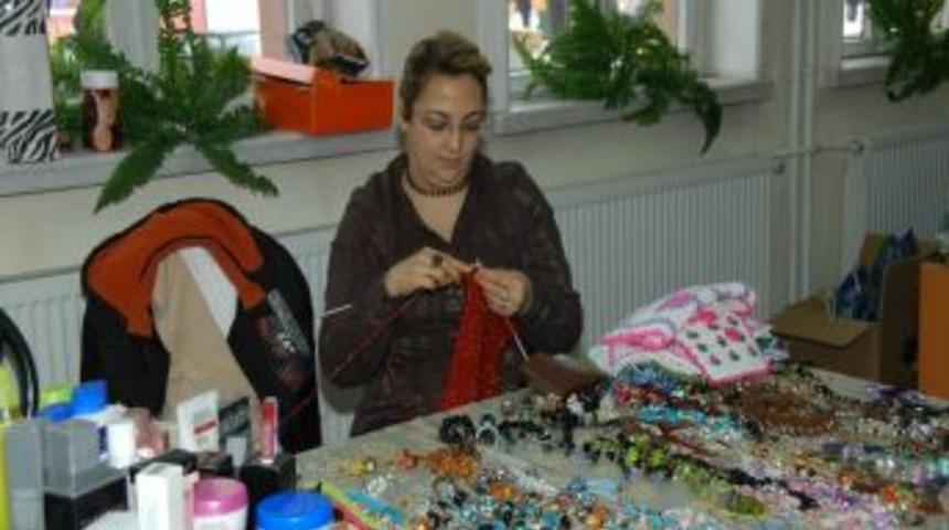 Hanımeller &Ccedil;arşısı Mamaklı kadınların b&uuml;t&ccedil;esine katkı sağlıyor