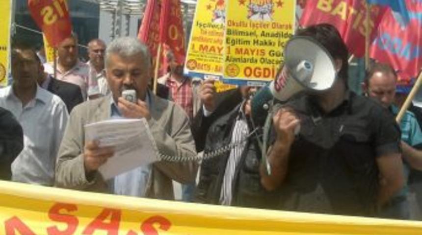 Bursalı İş&ccedil;iler 1 Mayıs'a Hazırlanıyor