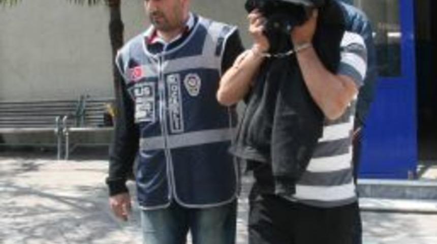 İzmit'te Kablo Hırsızı Yakalandı