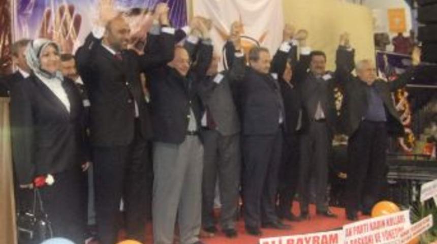 Bakan Akdağ: "28 Şubat'ta Postal Yalayanlar Oldu"