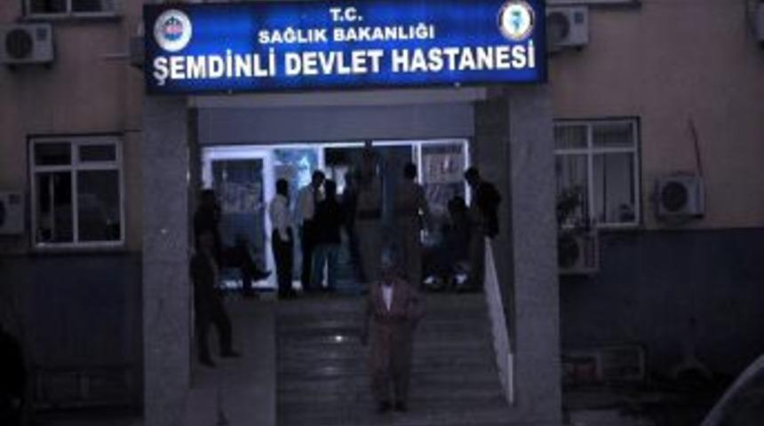 Şemdinli'de Trafik Kazası, 5 Yaralı