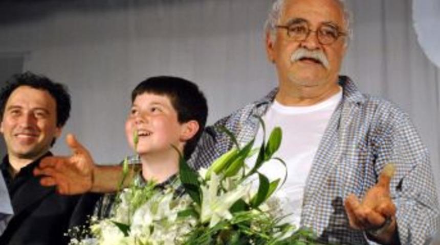 Aydınlılar Levent Kırca İle G&uuml;ld&uuml;