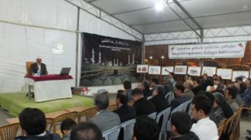 Peygamber sevdalıları, 'Kutlu Doğum &Ccedil;adırı'nı doldurdu