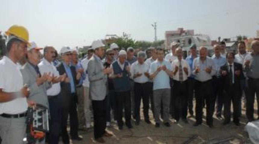 Ceyhan Belediyesi İtfaiye M&uuml;d&uuml;rl&uuml;ğ&uuml; Hizmet Binasının Temeli T&ouml;renle Atıldı