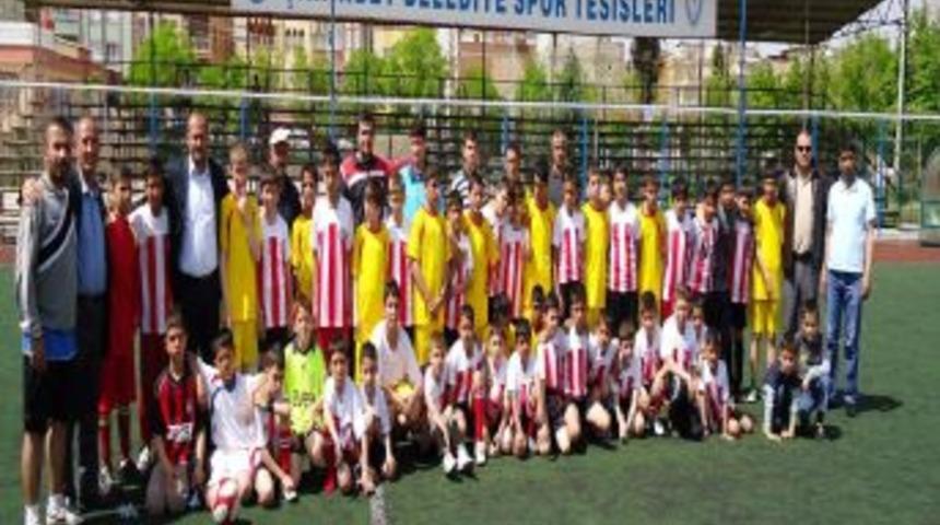 Şahinbey Belediye Gen&ccedil;lik Spor, Kimsesiz &Ccedil;ocukları Unutmadı