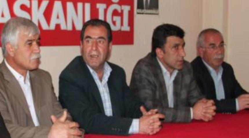 Chp'li Delegeler Tek Adayla Se&ccedil;ime Gidilmesine Tepki G&ouml;sterdi