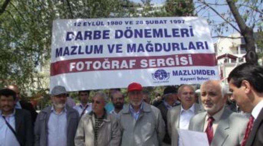 Darbeler Sergisine B&uuml;y&uuml;k İlgi