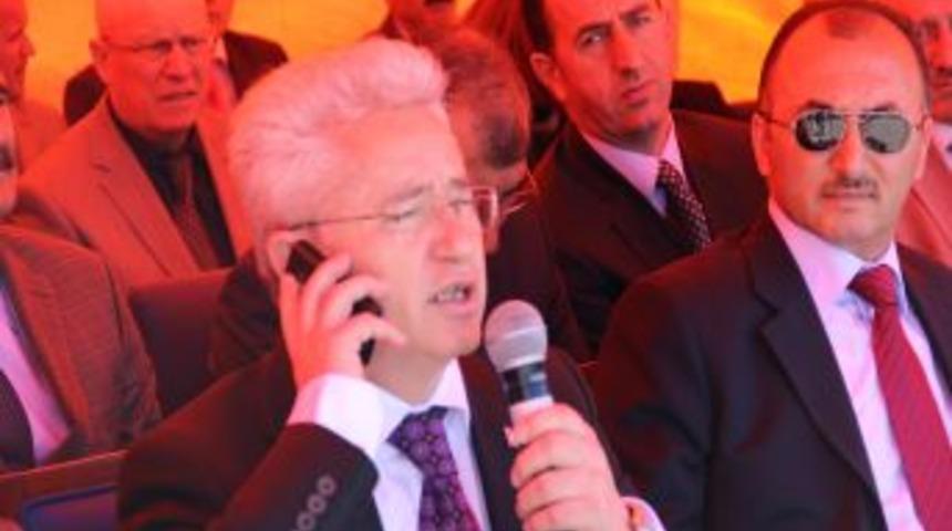 &Ccedil;ıldır G&ouml;l&uuml; Yeşil Kuşak Projesi Kapsamında Ağa&ccedil;landırıldı