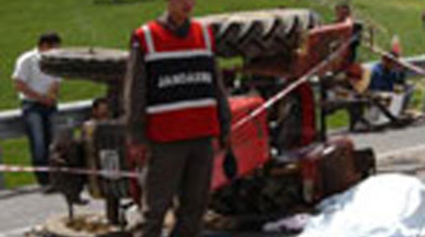 Ehliyetsiz kadın sürücü kaza yaptı; 1 ölü