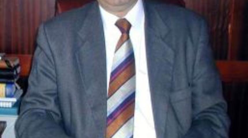 Edremit'te &Ouml;ğrencilere Verilecek S&uuml;tler Okullara Teslim Edildi