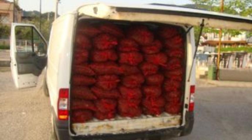 Bursa&rsquo;da yasak d&ouml;nemde avlanan 3 bin kilo midye ele ge&ccedil;irildi