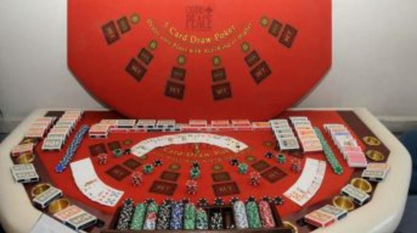 Apartman dairesinde kumarhene işletmişler