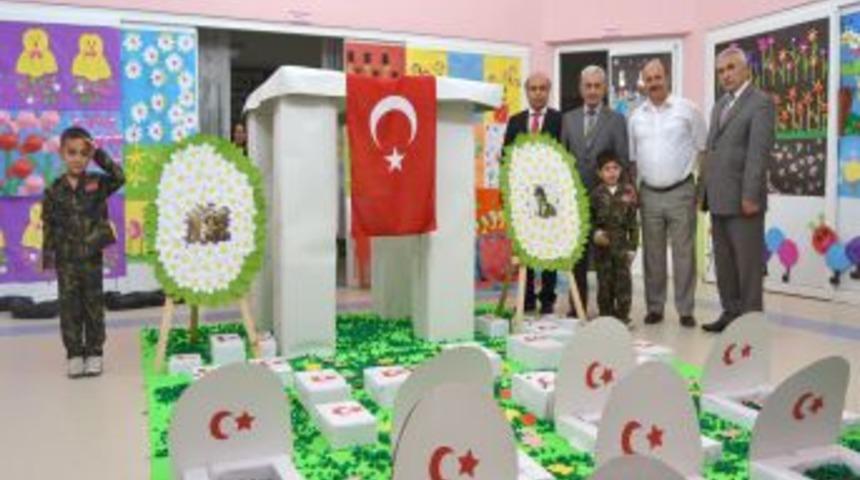 Kendileri k&uuml;&ccedil;&uuml;k, becerileri b&uuml;y&uuml;k