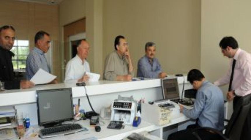 Konyaaltı Belediyesi yeni binasına taşındı