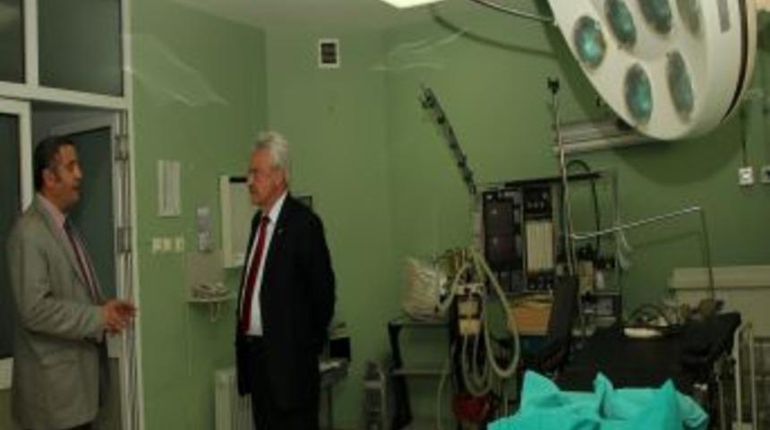 Başkan Tanık'tan Hacı Bektaş Veli Anadolu K&uuml;lt&uuml;r Vakfı'na Ziyaret