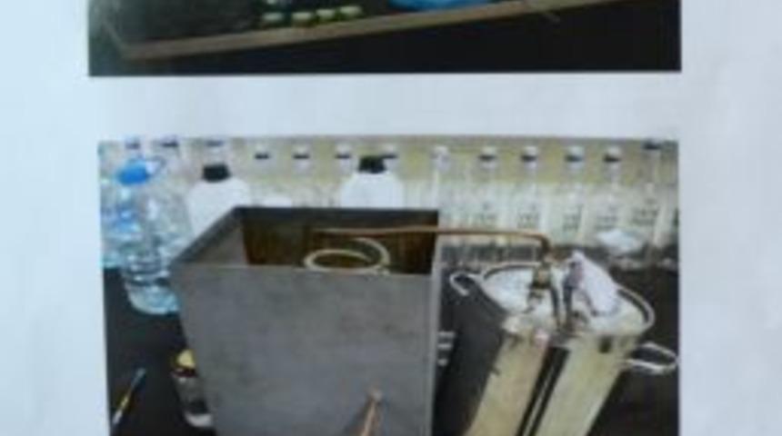 Sahte rakı imal eden şahıslar g&ouml;zaltına alındı