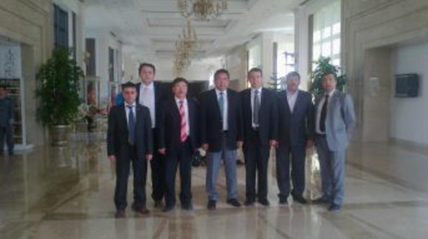 Ak Parti Sandıklı İl&ccedil;e Teşkilatı Eski Milletvekili Aslan İle Bir Araya Geldi