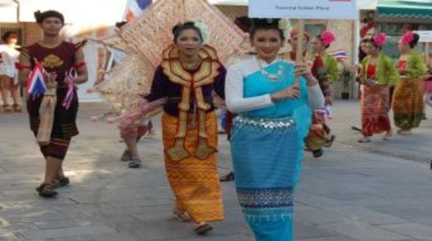 Bodrum Sokaklarında Rio Esintileri