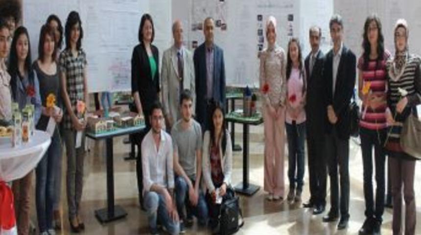 &Ouml;ğrencilerin Avm Projesi &Ouml;d&uuml;llendirildi