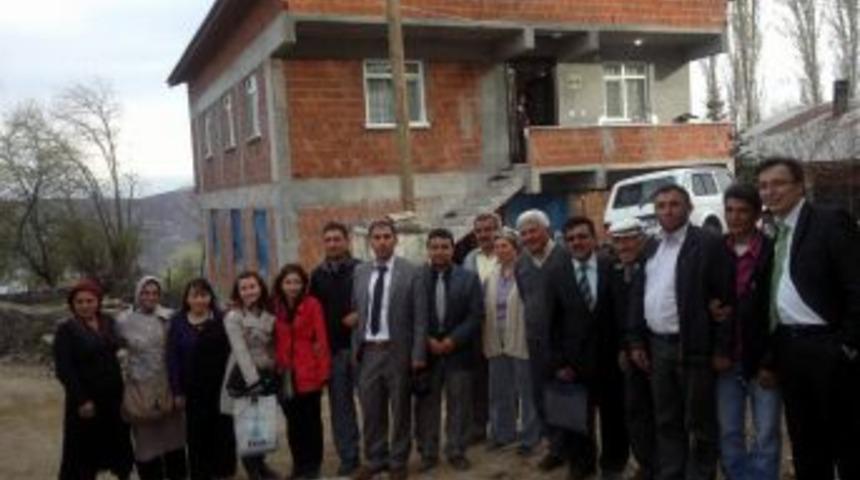 &Ouml;ğretmenler, Velileri Ziyaret Etti