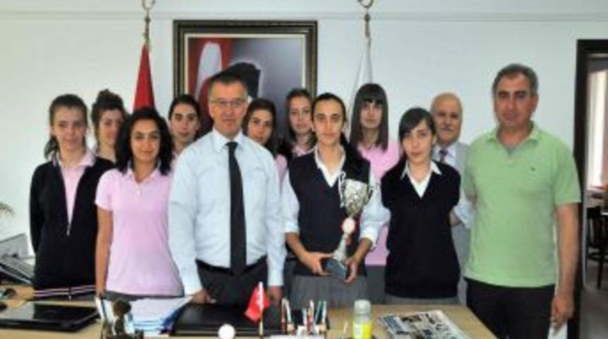 Başarılı Takımlardan Başkan Oğul'a Ziyaret