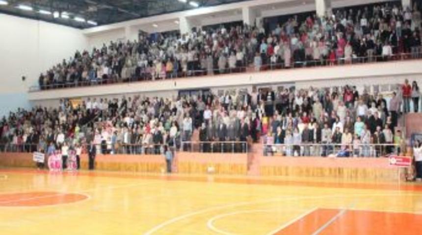 Halk Oyunları Gecesine Halktan Yoğun İlgi