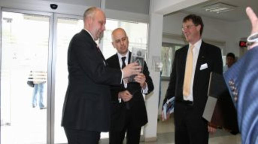 Almanya Aşağı Saksonya Ekonomi &Ccedil;alışma Ve Ulaştırma Bakanı Kayserigaz'ı Ziyaret Etti