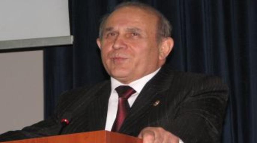 Burhan Kuzu, Demirel'i Eleştirdi