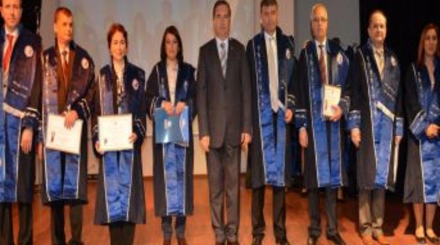 &Ccedil;om&uuml;'de Akademik Y&uuml;kselme T&ouml;reni Yapıldı