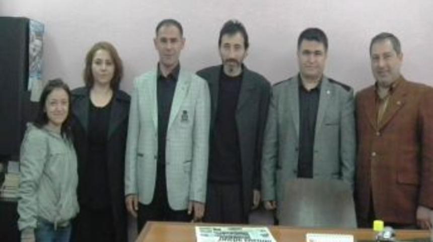 K&uuml;tahya Gelişim Derneği Taşeron Sıkıntılarını Bakan Faruk &Ccedil;elik'e İletti