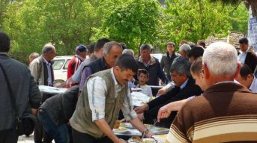 Altıkula&ccedil; K&ouml;y&uuml;nde K&ouml;y Hayrı